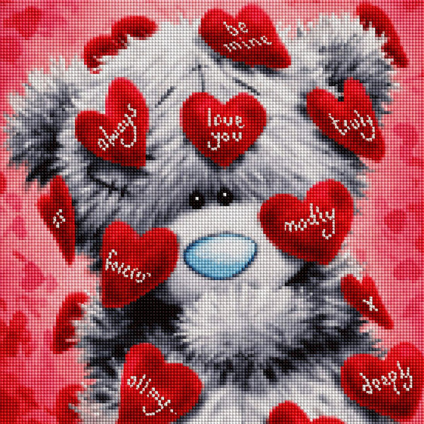 Diamond Painting mit flauschigem Teddybär und roten Herzen auf rosafarbenem Hintergrund. Mockup.