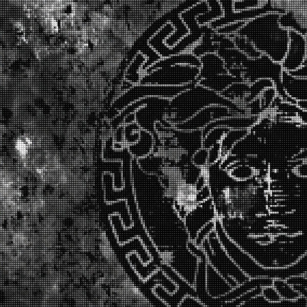Diamond Painting mit antikem Medusen-Emblem in Schwarz-Grau auf verwittertem Grunge-Hintergrund. Mockup.