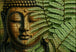 Diamond Painting eines Buddhas aus Stein, der teilweise von grünen Farnblättern verdeckt wird. Mockup.