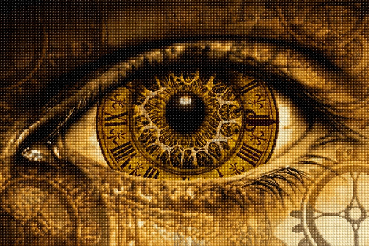 Diamond Painting eines menschlichen Auges, dessen Iris ein antikes Uhrenzifferblatt mit römischen Zahlen zeigt. Mockup.