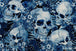 Diamond Painting mit fünf blauen Totenköpfen zwischen Rosen und Blüten. Mockup.