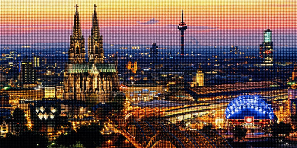 Diamond Painting mit Kölner Dom, Skyline, Hohenzollernbrücke und Abendbeleuchtung. Mockup.
