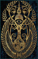 Diamond Painting mit goldenem Lebensbaum, allsehendem Auge und geflügelten Ornamenten auf dunkelblauem Hintergrund. Mockup.