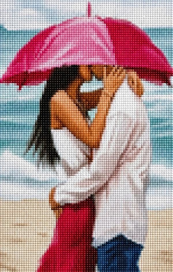 Diamond Painting mit küssendem Liebespaar unter rosa Regenschirm am Strand. Mockup.