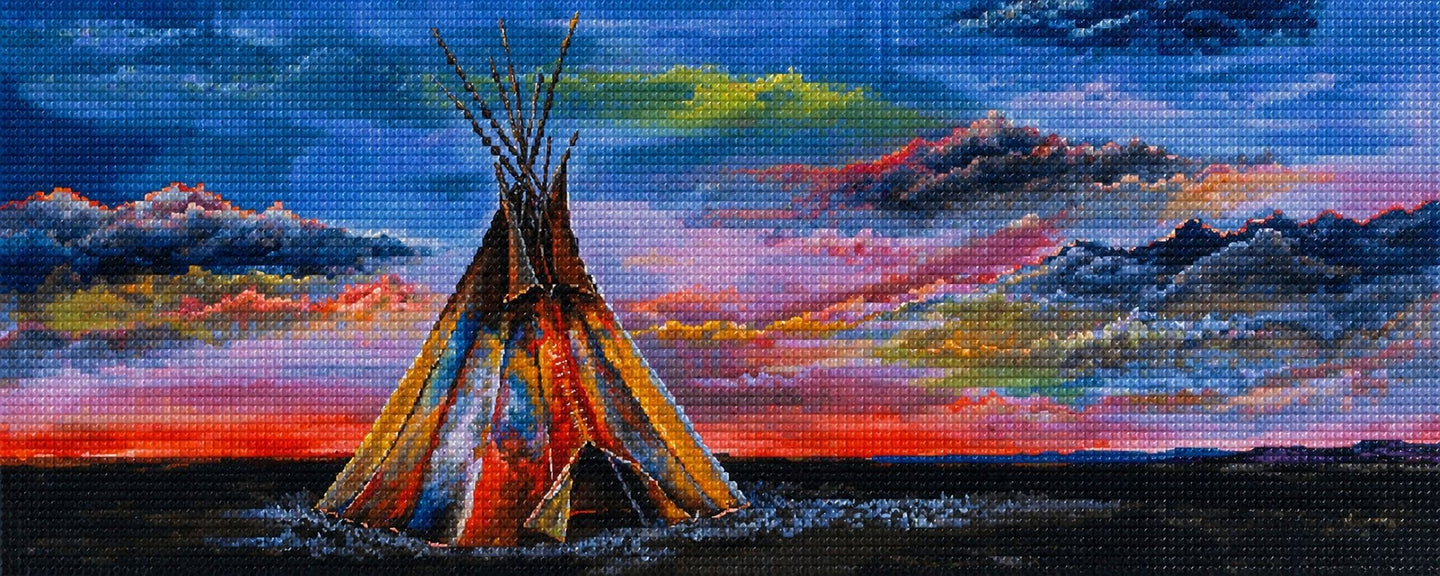 Diamond Painting eines Tipis in einer dunklen Ebene unter einem farbenfrohen Sonnenuntergang im Panoramaformat. Mockup.