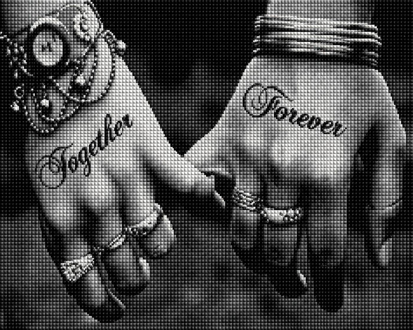 Diamond Painting mit verbundenen Händen und den Schriftzügen Together und Forever in Schwarz-Weiß. Mockup.