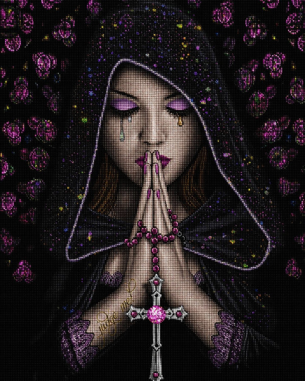 Diamond Painting einer betenden Frau mit Kapuze, pinkem Rosenkranz und Kreuz vor schwarzem Hintergrund. Mockup.