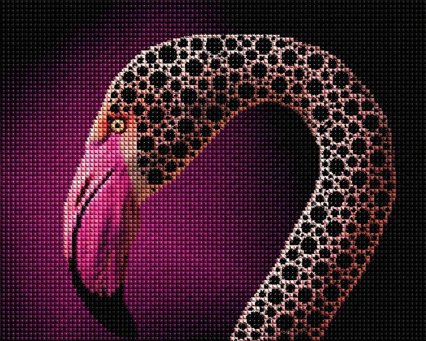 Diamond Painting eines Flamingos mit schwarz gepunktetem Muster auf dem Hals vor pinkem Hintergrund. Mockup.