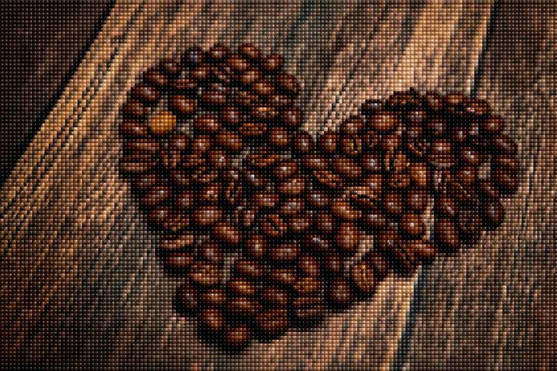 Diamond Painting mit Kaffeebohnen in Herzform auf dunklem Holztisch. Mockup.