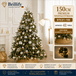 150 cm hoher kuenstlicher Weihnachtsbaum mit gold-weisser Dekoration, Kugeln und warmer Beleuchtung