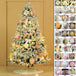 Festlich geschmueckter kuenstlicher Weihnachtsbaum mit rosa-goldenen Ornamenten, LED-Beleuchtung und hellem Baumkragen