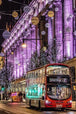 Diamond Painting mit rotem Londoner Doppeldeckerbus vor festlich beleuchtetem Oxford Circus bei Nacht.
