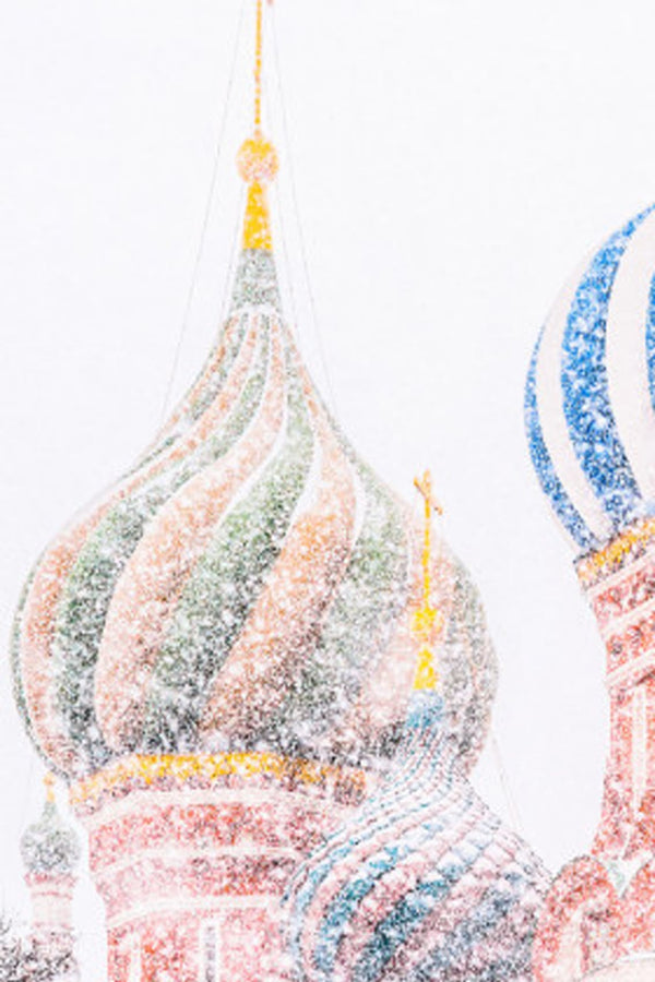 Diamond Painting mit den Zwiebeltürmen der Basilius-Kathedrale im zarten Pastell-Aquarellstil.
