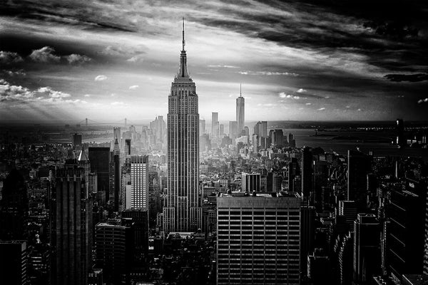 Diamond Painting mit New Yorker Skyline und Empire State Building in Schwarz-Weiß.

