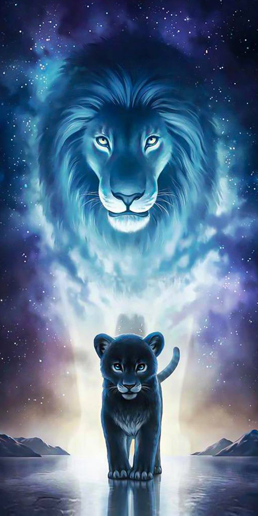 Vertikales Diamond Painting mit einem leuchtenden blauen Löwenkopf im Sternenhimmel über einem kleinen Panther.